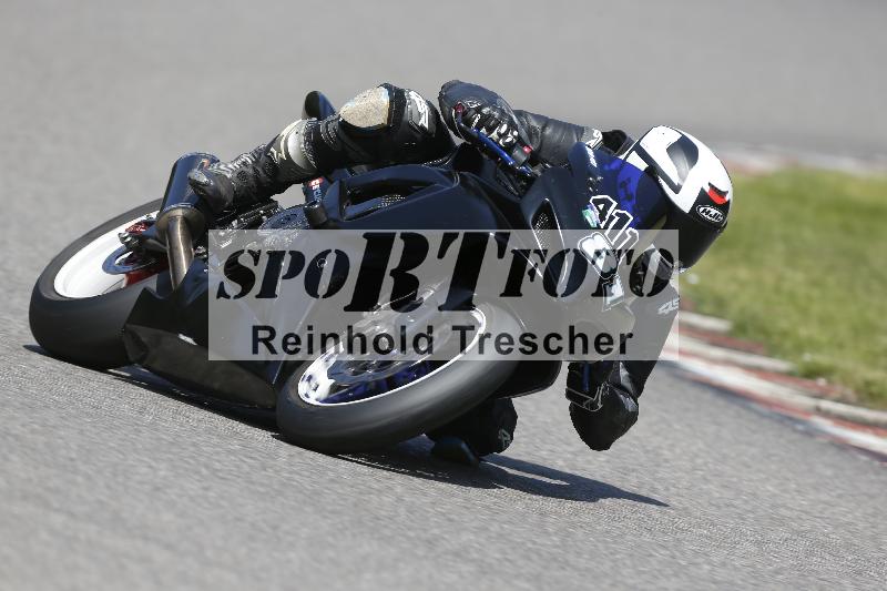 /Archiv-2025/45 10.08.2025 Plüss Moto Sport ADR/Freies Fahren/411